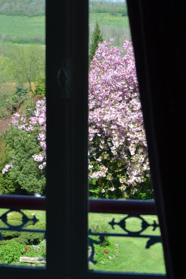 Le Manoir De Bonningues Les Ardres Bed & Breakfast Eksteriør bilde